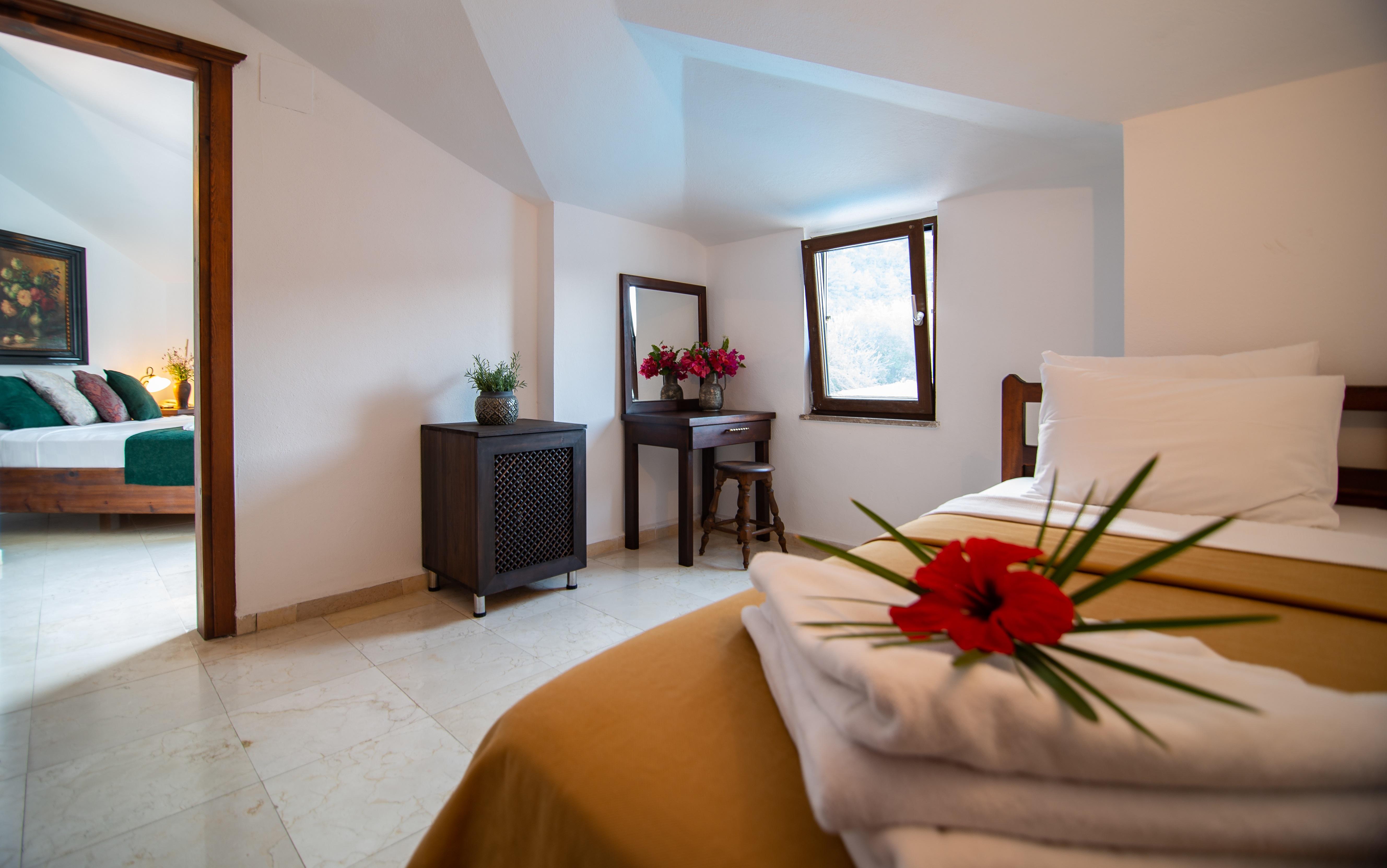 Turay Hotel Далян Екстериор снимка