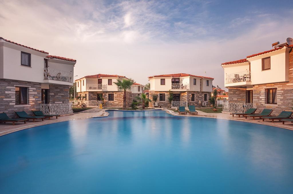 Turay Hotel Далян Екстериор снимка
