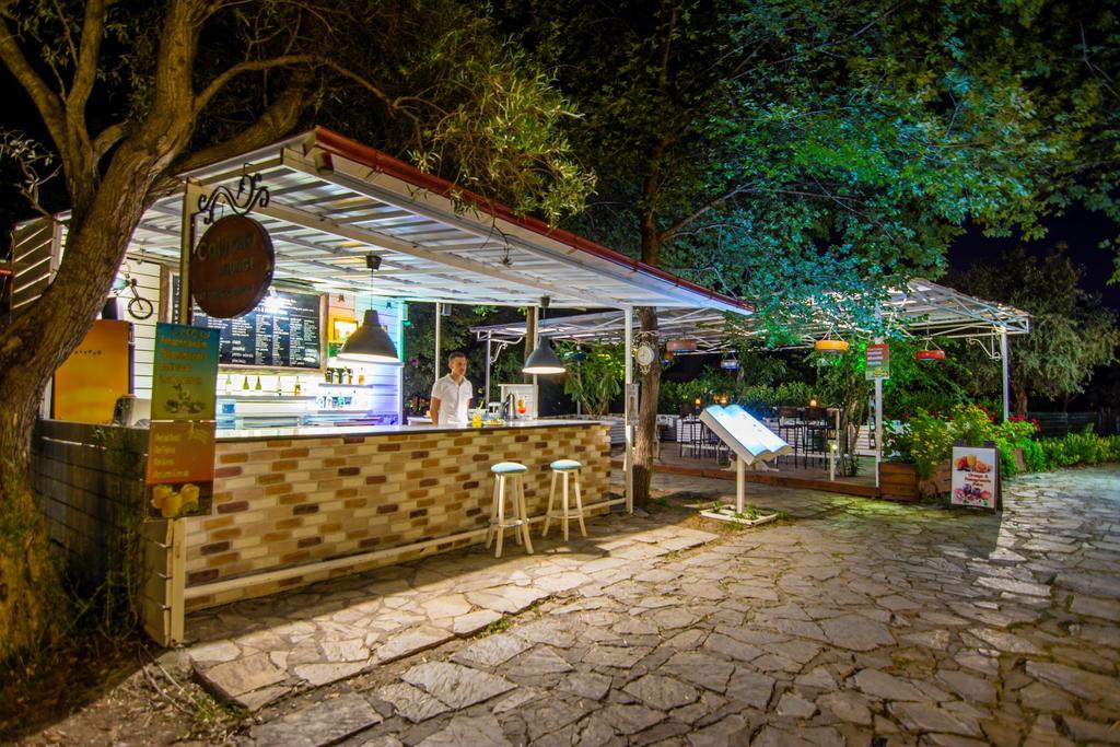 Turay Hotel Далян Екстериор снимка