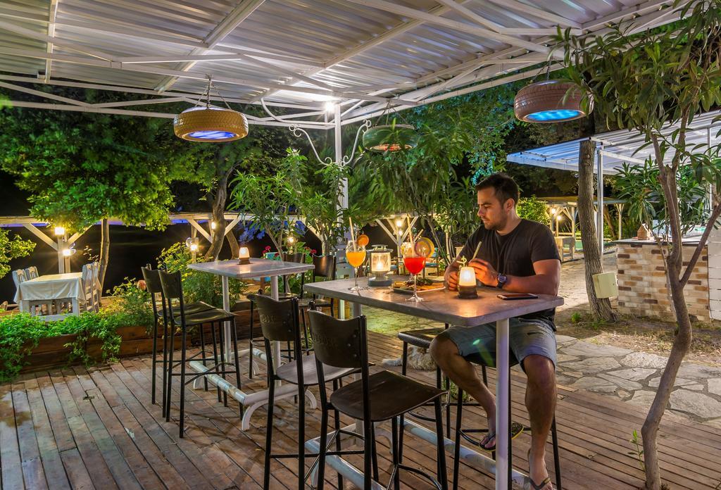 Turay Hotel Далян Екстериор снимка