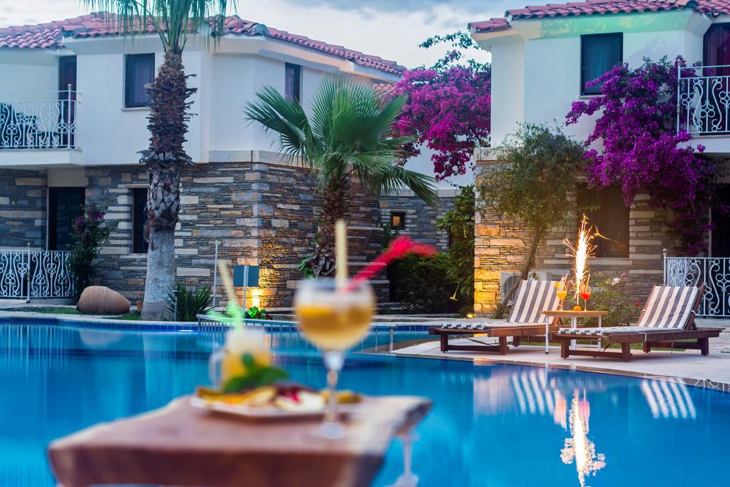 Turay Hotel Далян Екстериор снимка